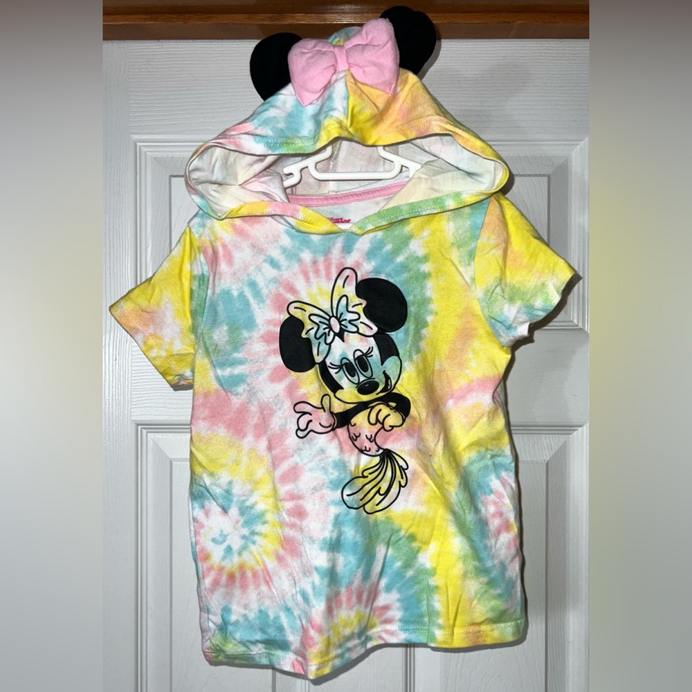 (NWOT) Girls Size 6 Disney Minnie Top w/Hood Tie Dye Multicolor Short Sleeve